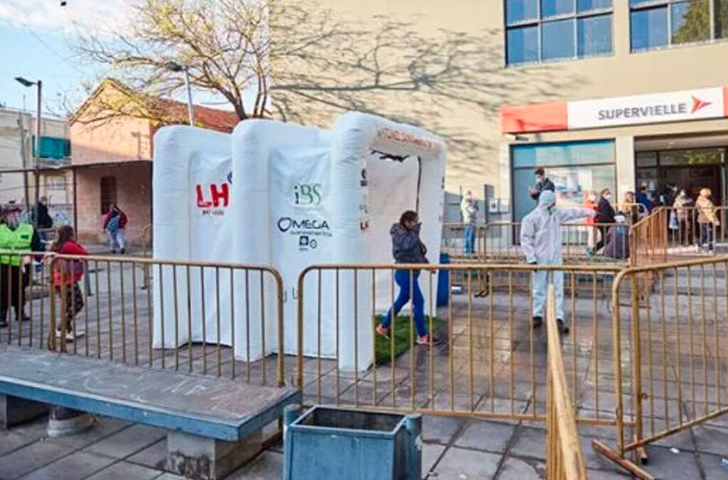 Coronavirus: la ANMAT indicó los túneles de sanitizantes no están autorizados