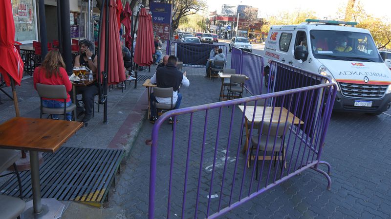 Covid-19: el pico de casos en Mendoza sería a fines de octubre