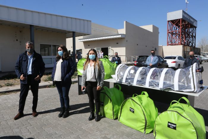 La empresa Max Group donó cápsulas de traslado para pacientes con COVID-19