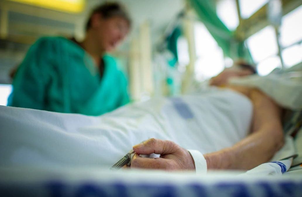 Prioridades: en Mendoza estudian cómo proceder si el sistema sanitario colapsa