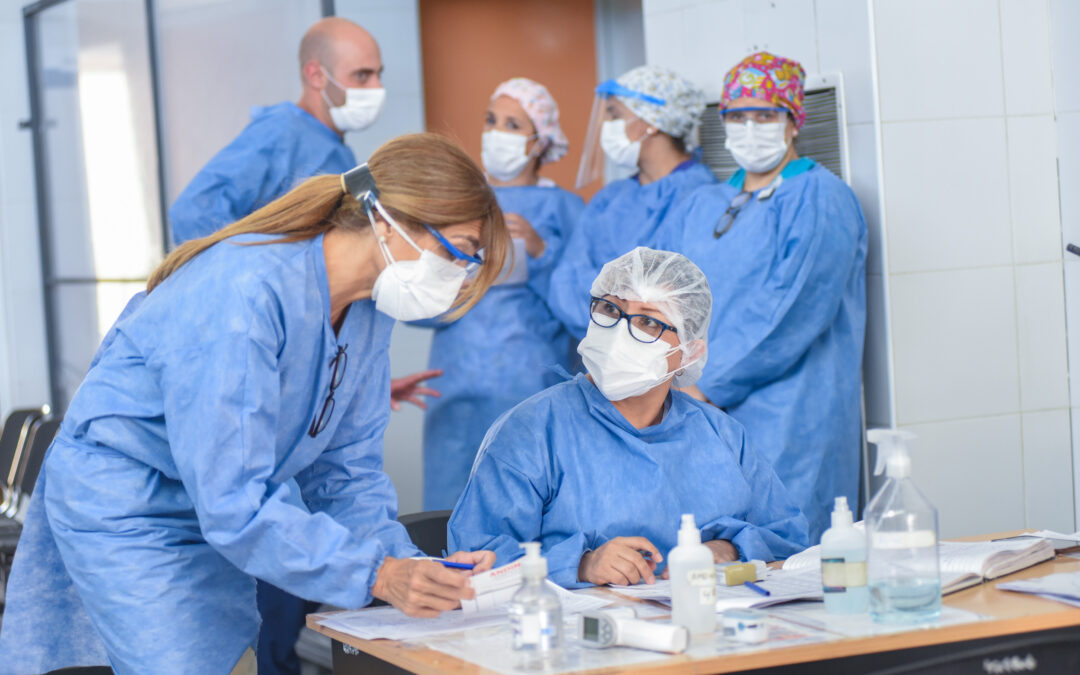El Gobierno otorga un reconocimiento a los trabajadores de la salud pública