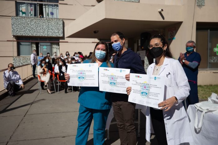Residentes: 27 médicos se recibieron en sus especialidades en el Schestakow