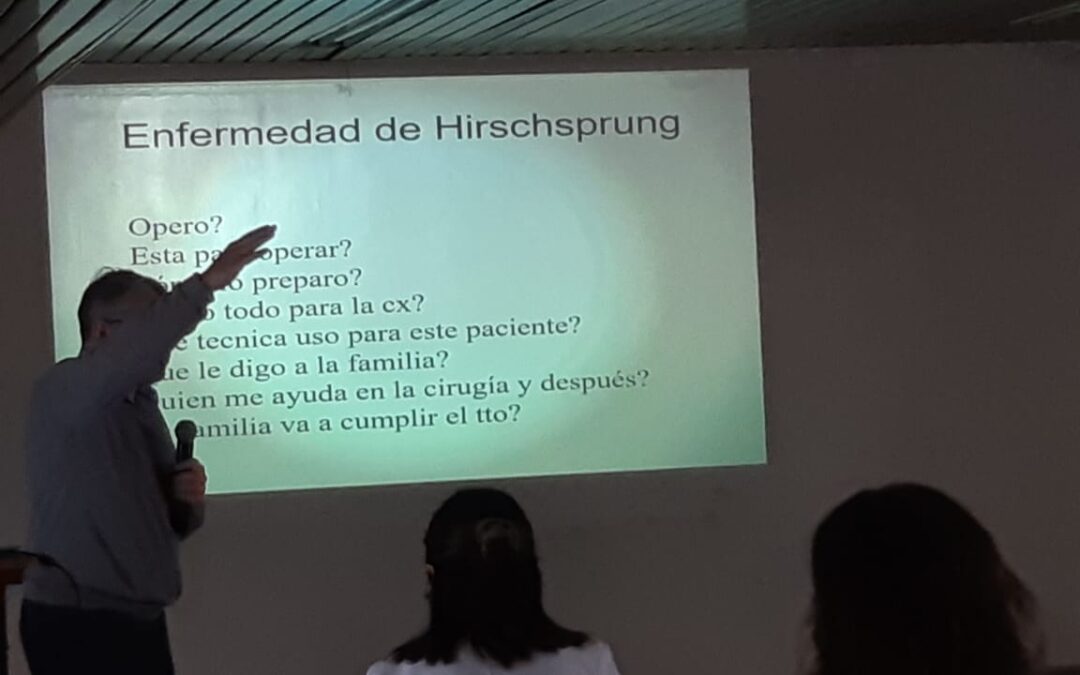 Médicos del Garrahan capacitan a profesionales del Notti para tratar la enfermedad de Hirschsprung