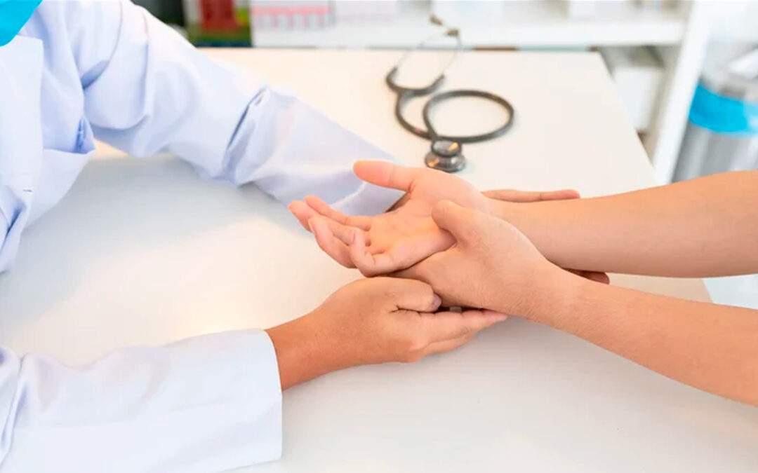 La importancia de visibilizar la artritis reumatoidea, enfermedad que afecta más a las mujeres