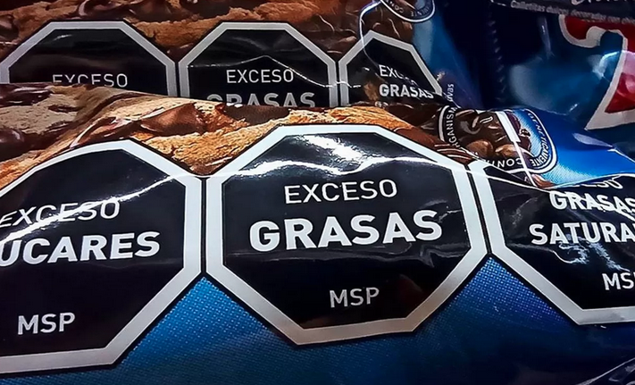 Destacan que el etiquetado frontal en los productos alimenticios es para "prevenir enfermedades"