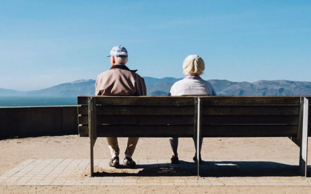 Científicos alertan que viviremos menos: cuánto y por qué bajó la esperanza de vida al nacer