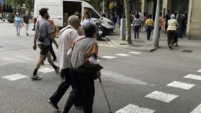 Por debajo de lo que anunció Caputo las jubilaciones aumentarán en Argentina en marzo