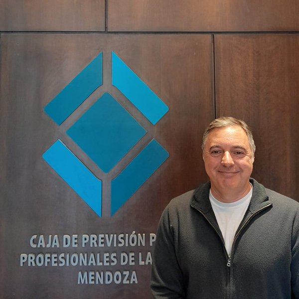 Dr. Raúl Gabriel Lima